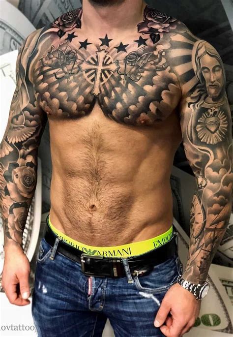 tatuajes en el pecho para hombres|68 Tatuajes en el pecho: Galería de diseños